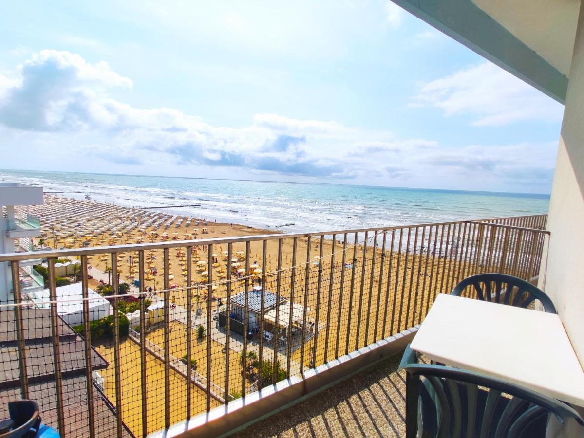 La Torre - Frontemare - Immobil Relax Villa Лидо ди Йезоло Екстериор снимка