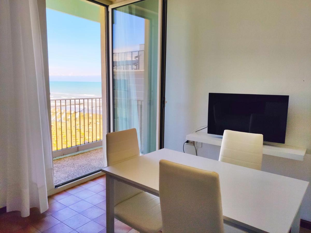 La Torre - Frontemare - Immobil Relax Villa Лидо ди Йезоло Екстериор снимка